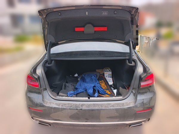 BMW 5 Series 2022, 67900 км, за 34991 USD - фото 9