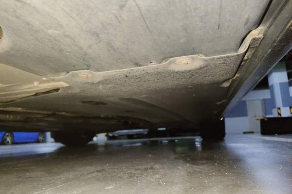 BMW 5 Series 2022, 70200 км, за 34427 USD - фото 20