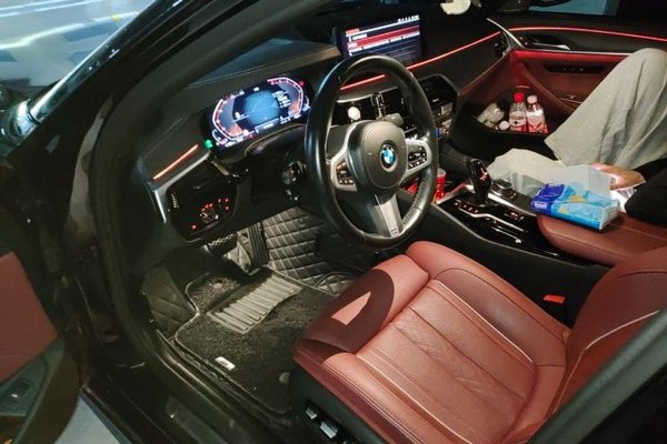 BMW 5 Series 2022, 70200 км, за 34427 USD - фото 7