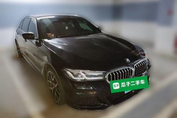 BMW 5 Series 2022, 70200 км, за 34427 USD - фото 23