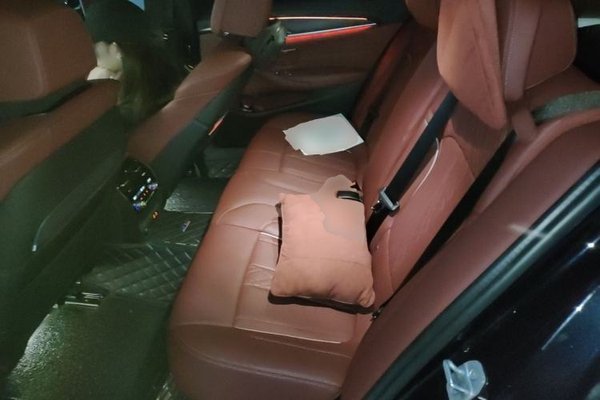 BMW 5 Series 2022, 70200 км, за 34427 USD - фото 8