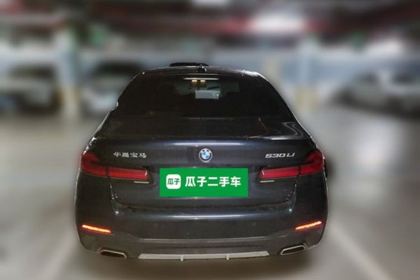 BMW 5 Series 2022, 70200 км, за 34427 USD - фото 25