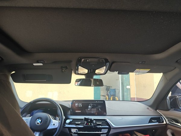 BMW 5 Series 2022, 73400 км, за 36979 USD - фото 15