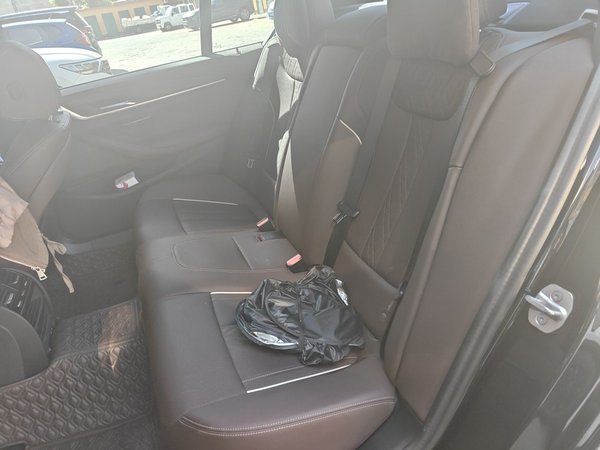 BMW 5 Series 2022, 73400 км, за 36979 USD - фото 14