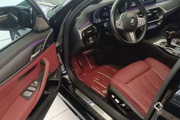 BMW 5 Series 2022, 74300 км, за 38187 USD - фото 8