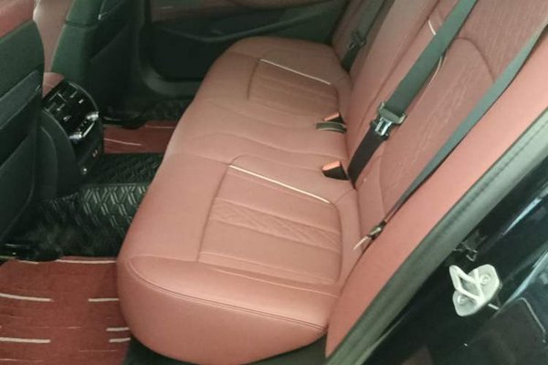 BMW 5 Series 2022, 74300 км, за 38187 USD - фото 9