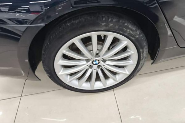 BMW 5 Series 2022, 85600 км, за 37874 USD - фото 11