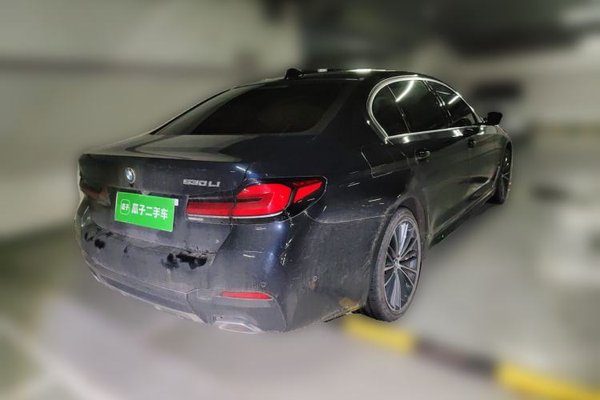 BMW 5 Series 2022, 88900 км, за 31682 USD - фото 6