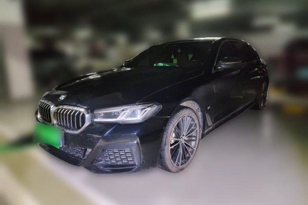 BMW 5 Series · 2022 год