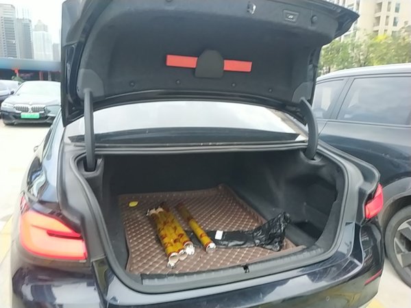 BMW 5 Series 2022, 91800 км, за 29166 USD - фото 22