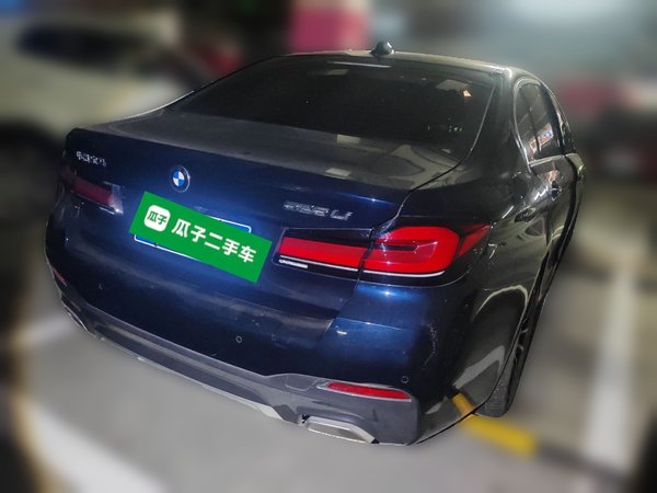 BMW 5 Series 2022, 46700 км, за 36881 USD