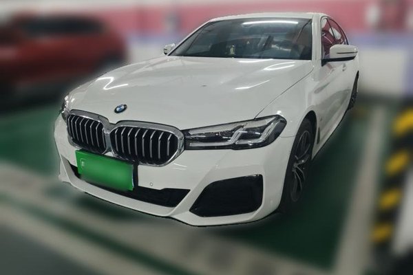 BMW 5 Series · 2022 год