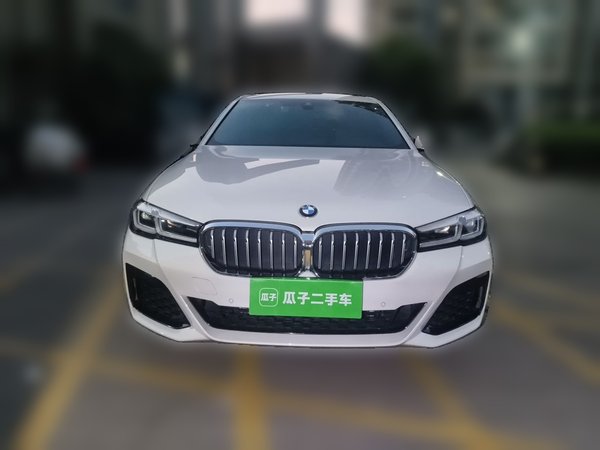 BMW 5 Series 2022, 36400 км, за 39185 USD