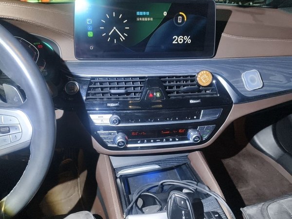BMW 5 Series 2022, 36400 км, за 39185 USD - фото 14