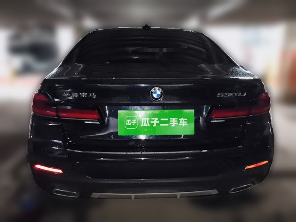 BMW 5 Series 2023, 20700 км, за 42696 USD