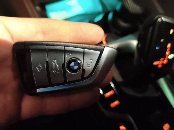 BMW 5 Series 2023, 20700 км, за 42696 USD - фото 9