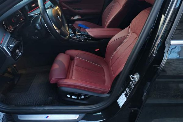 BMW 5 Series 2023, 38300 км, за 49553 USD - фото 14