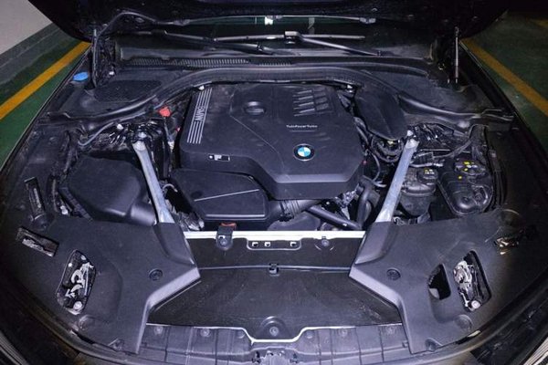 BMW 5 Series 2023, 42800 км, за 43835 USD - фото 21