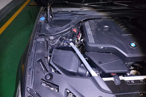 BMW 5 Series 2023, 42800 км, за 43835 USD - фото 23