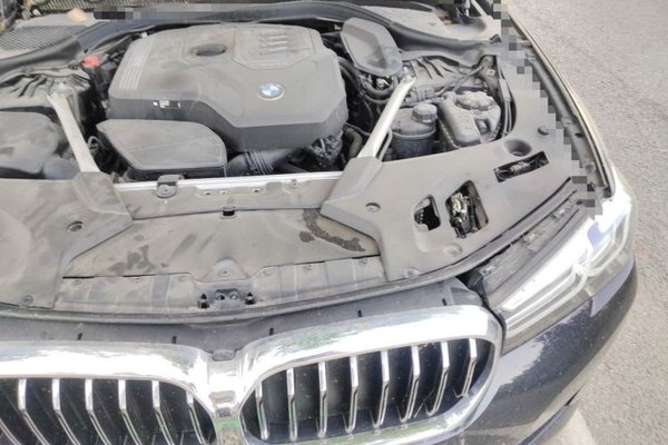 BMW 5 Series 2023, 45800 км, за 37826 USD - фото 22