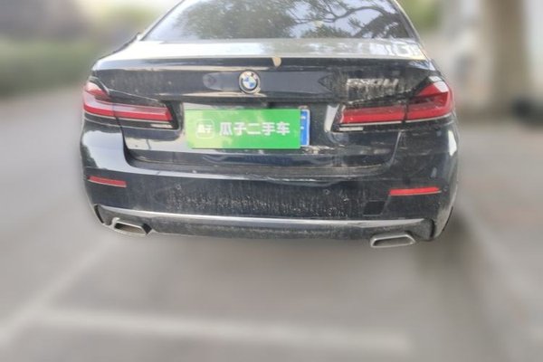 BMW 5 Series 2023, 45800 км, за 37826 USD