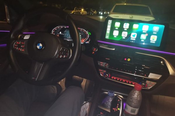 BMW 5 Series 2023, 62100 км, за 46835 USD - фото 9