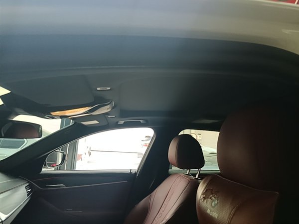 BMW 5 Series 2023, 31100 км, за 40300 USD - фото 21