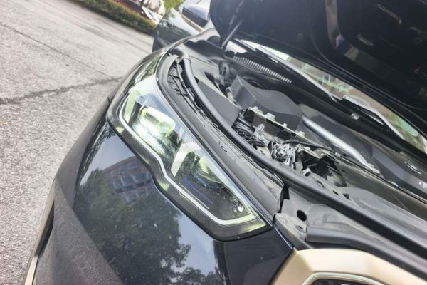 BMW 5 Series 2024, 20800 км, за 46350 USD - фото 7