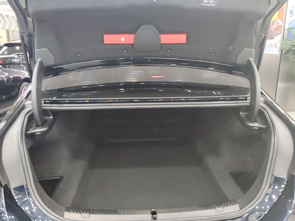 BMW 5 Series 2024, 31600 км, за 49044 USD - фото 22