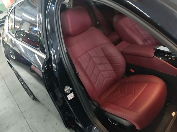 BMW 5 Series 2024, 34500 км, за 39619 USD - фото 23