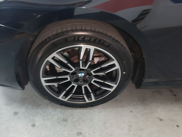 BMW 5 Series 2024, 34500 км, за 39619 USD - фото 8