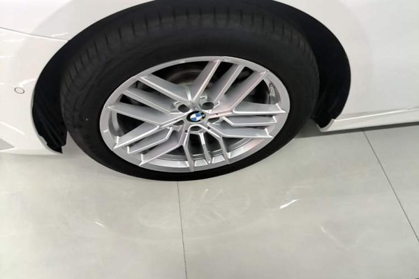 BMW 5 Series 2024, 18400 км, за 40159 USD - фото 8