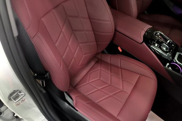 BMW 5 Series 2024, 18400 км, за 40159 USD - фото 23