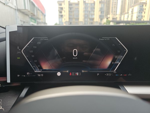 BMW 5 Series 2025, 10900 км, за 50729 USD - фото 14