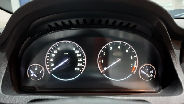 BMW 5 Series 2014, 157200 км, за 11194 USD - фото 31