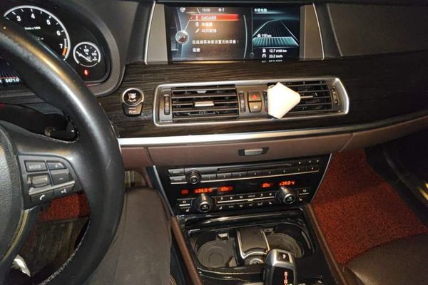 BMW 5 Series GT 2014, 151500 км, за 9156 USD - фото 13