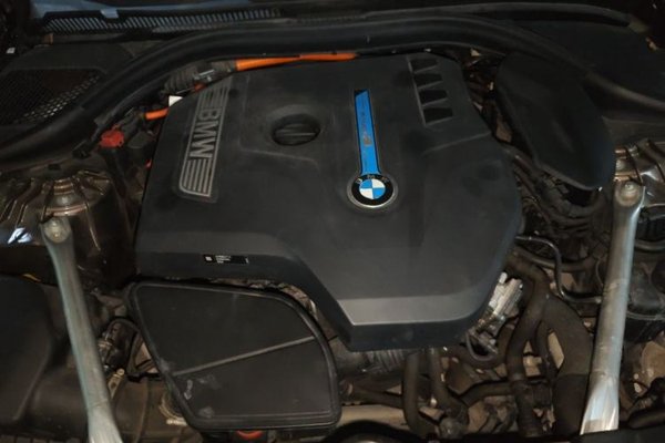 BMW 5 Series New Energy 2019, 86500 км, за 16919 USD - фото 21