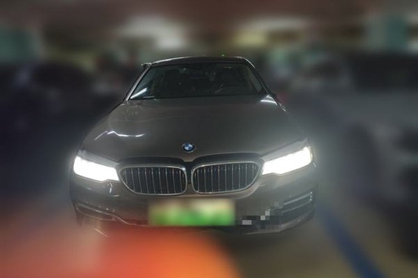 BMW 5 Series New Energy 2019, 86500 км, за 16919 USD
