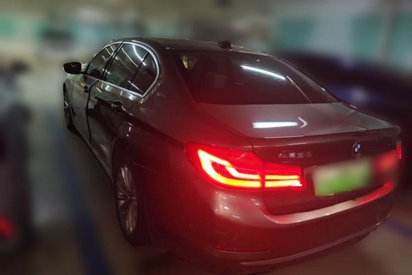 BMW 5 Series New Energy 2019, 86500 км, за 16919 USD