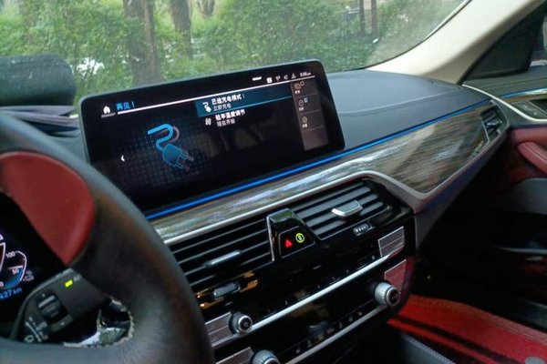 BMW 5 Series New Energy 2021, 92100 км, за 30125 USD - фото 14