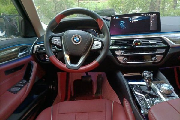 BMW 5 Series New Energy 2021, 92100 км, за 30125 USD - фото 10