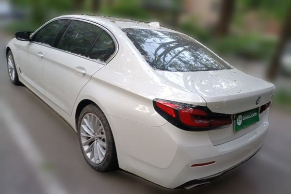 BMW 5 Series New Energy 2021, 92100 км, за 30125 USD