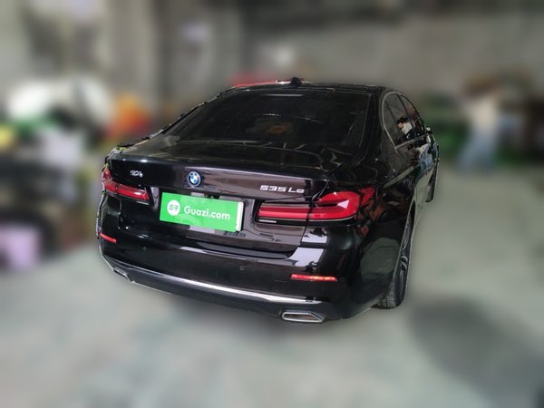 BMW 5 Series New Energy 2022, 27500 км, за 34245 USD