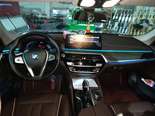 BMW 5 Series New Energy 2022, 27500 км, за 34245 USD - фото 12