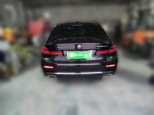 BMW 5 Series New Energy 2022, 27500 км, за 34245 USD