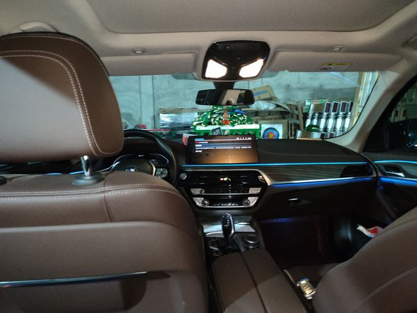 BMW 5 Series New Energy 2022, 27500 км, за 34245 USD - фото 20