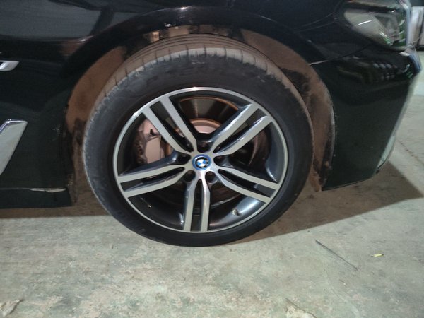 BMW 5 Series New Energy 2022, 27500 км, за 34245 USD - фото 6