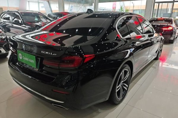 BMW 5 Series New Energy 2022, 77700 км, за 28444 USD - фото 6