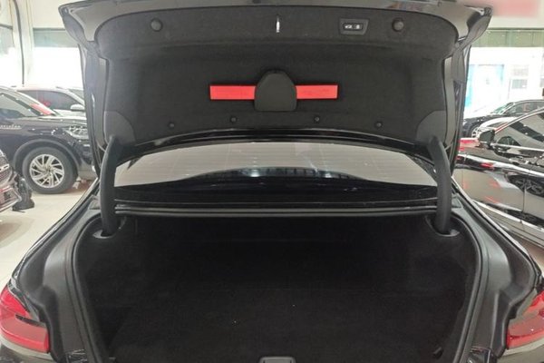 BMW 5 Series New Energy 2022, 77700 км, за 28444 USD - фото 27