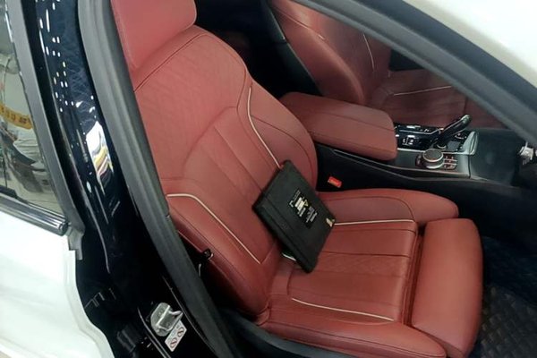 BMW 5 Series New Energy 2022, 91400 км, за 29930 USD - фото 18